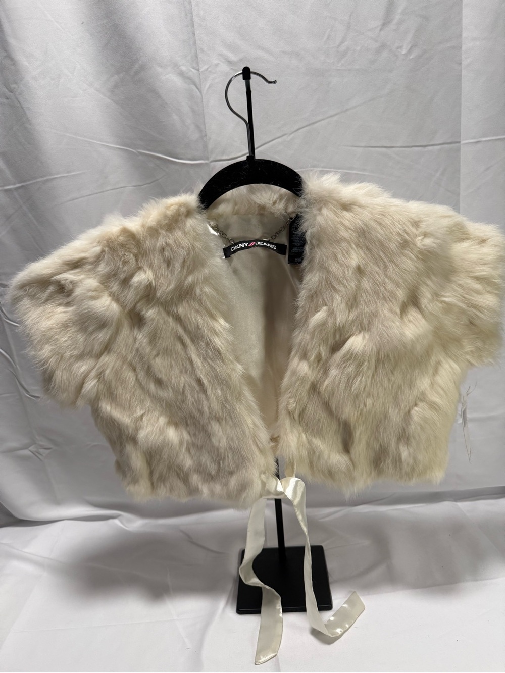 Vintage DKNY Jeans Cream/Ivory Fur Shrug - Juniors